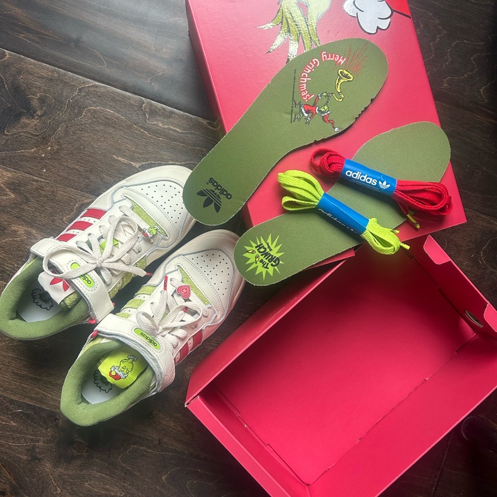 adidas Kids Sneakers in White and Green with Red Accents